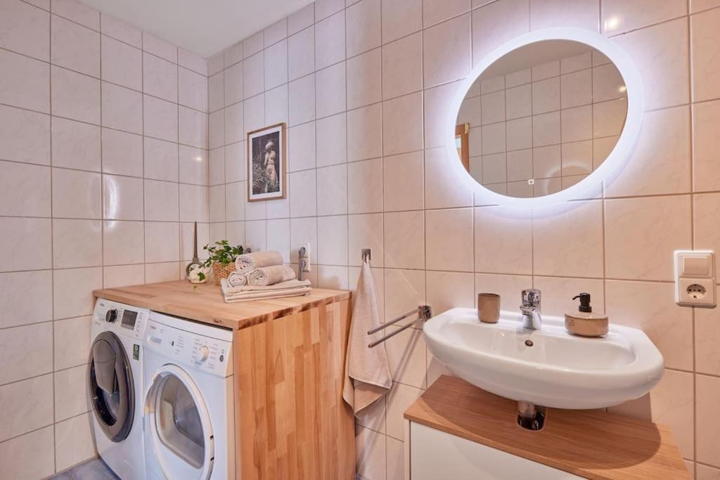 Ferienwohnung Mona - Idyllisches Oertchen Buchen  Exterior foto
