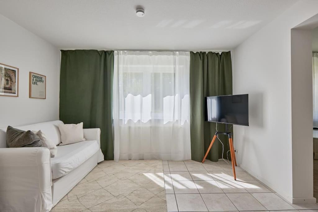 Ferienwohnung Mona - Idyllisches Oertchen Buchen  Exterior foto